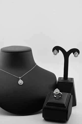 طقم فضة عيار 925- تصميم الماس ابيض