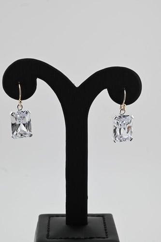 حلق فضه عيار 925 - تصميم الماس