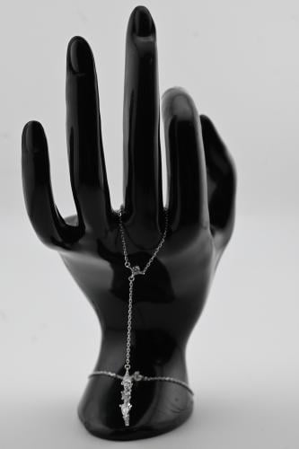 كف اليد فضه عيار 925 - تصميم الماس ابيض