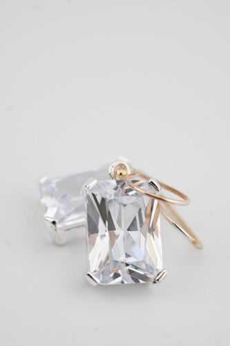 حلق فضه عيار 925 - تصميم الماس