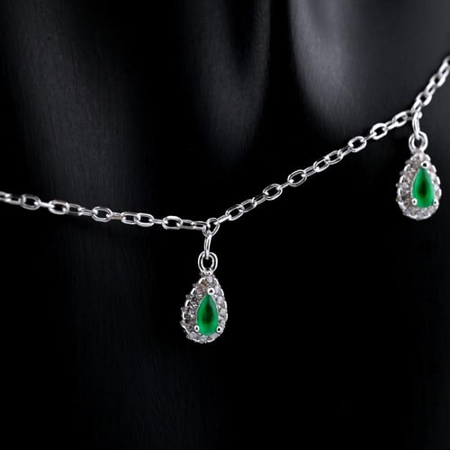 شوكر فضة عيار 925- تصميم الماس ابيض وزمرد