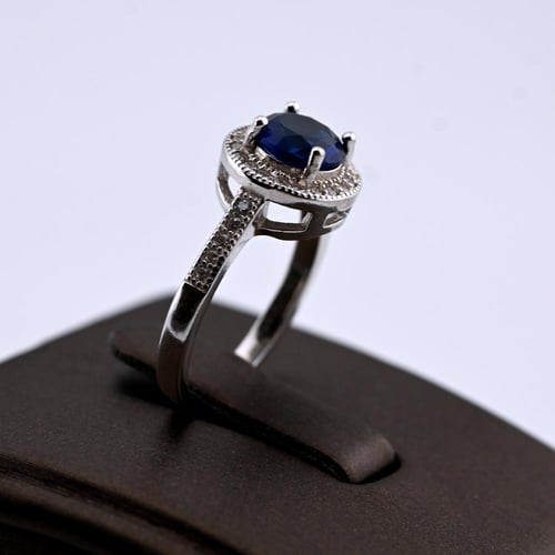 نصف طقم فضة عيار 925- تصميم الماس ابيض وزفير