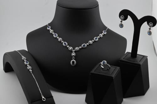 طقم فضه عيار 925 - تصميم الماس ابيض وزفير ازرق