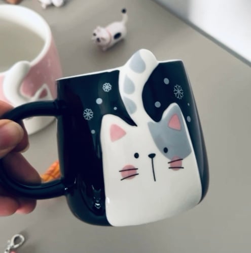 كوب قط لطيف