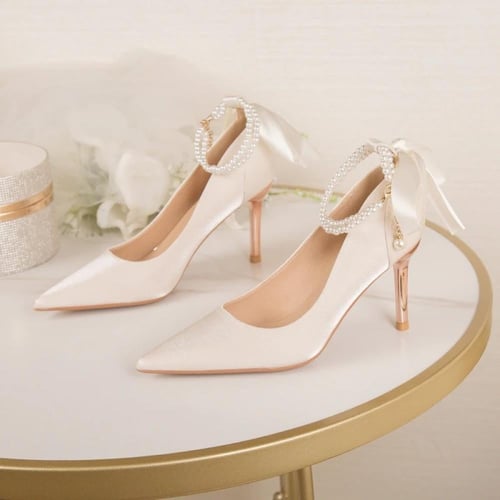 صندل نسائي فاخر بكعب خنجر عالي