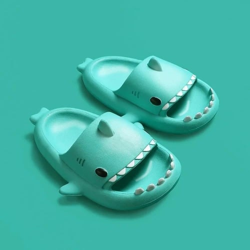 نعال أطفال صيفية بتصميم قرش كرتوني