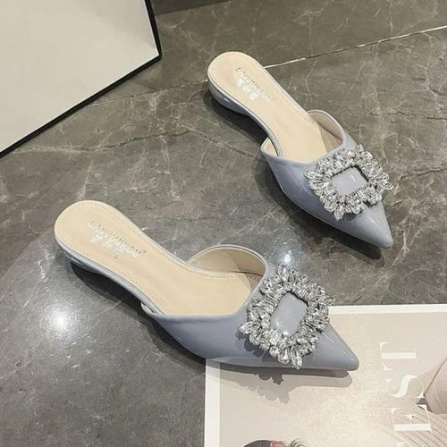 صندل نسائي صيفي بكعب منخفض