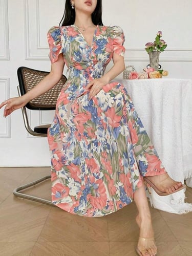 Modelyn فستان مناسب مزين بلؤلؤة