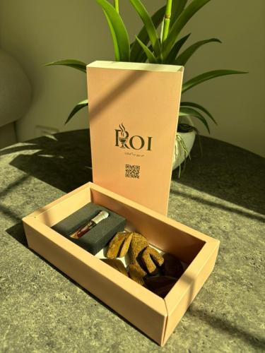 أوقية عود مروكي محسن مع ربع تولة دهن عود هندي سوبر