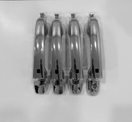 طقم مقابض لاندكروزر GXR و VXR