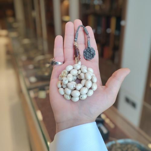 سبحة كهرمان إندونيسي طبيعي – نقش سحابي كريمي