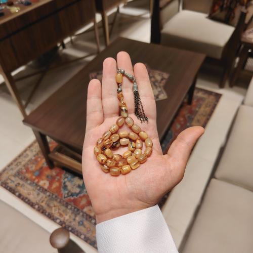 سبحة فاتوران أنيقة - بلون عسلي