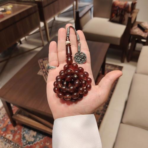 سبحة كهرمان إندونيسي طبيعي – بلون بني غامق