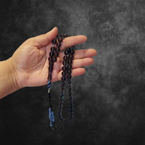 سبح زعفرانية فاخرة – تدرجات لونية بنبرة جذّابة