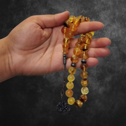 سبحة كهرمان طبيعي – تدرجات العسل الملكي ببهاء فاخر