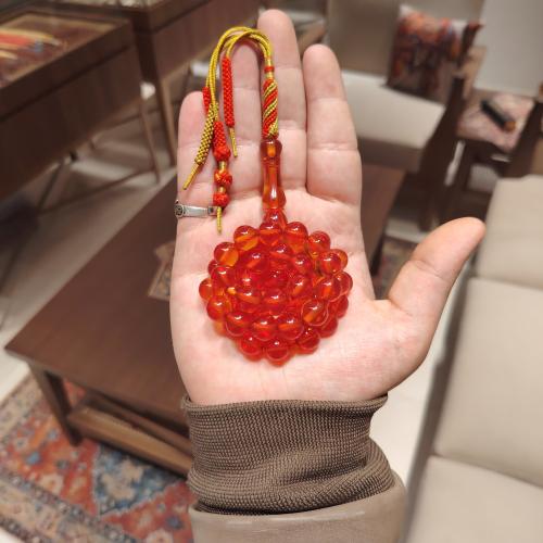 سبحة زعفران بلون أحمر كركمي