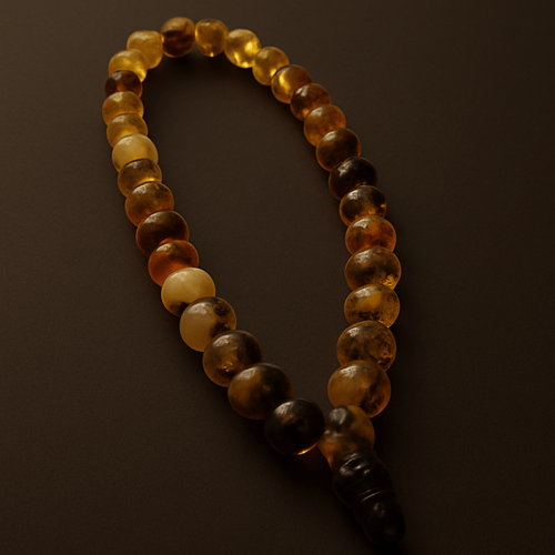 سبحة كهرمان طبيعي عتيقة – طابع قديم بلمسة راقية