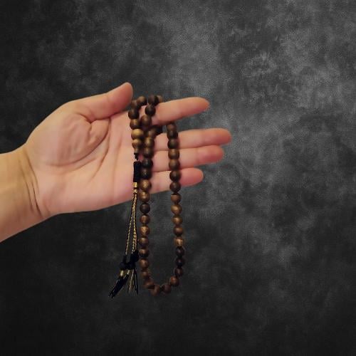 سبحة عود كينام فاخر – نفحات بخور ولمسة راقية
