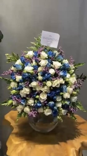 فازة ورد طبيعي