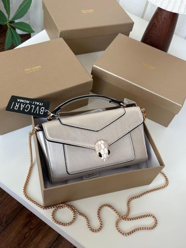 شنطة بولغاري