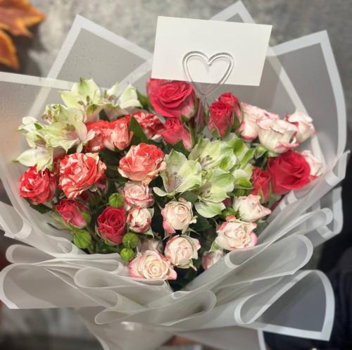 باقة معك بكل الوانك