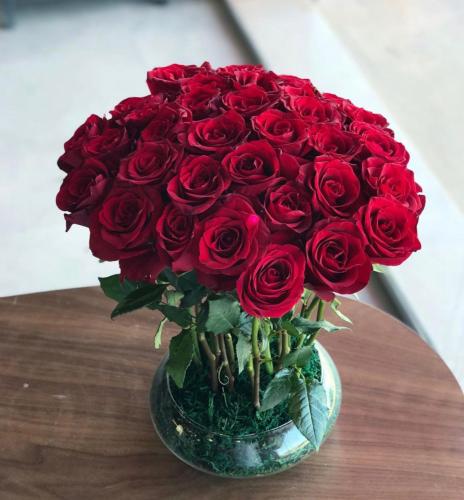 فازه دائريه مع ورد