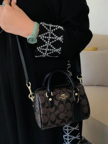 حقيبة الكتف الأنيقة Gucci