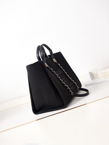 شنطة دوفيل شانيل