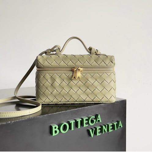 بوتيقا Vanity مقاس 23 CM