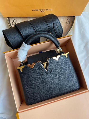 شنطة lv صغيره