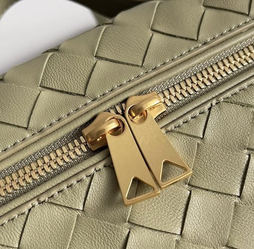 بوتيقا Vanity مقاس 23 CM