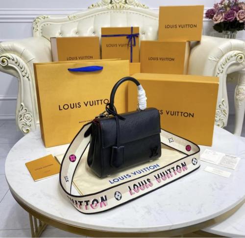 لوي فيتون Cluny Mini مقاس 20CM