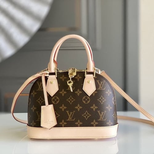 شنطه LV BB