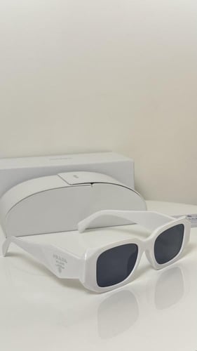 نظارة برادA