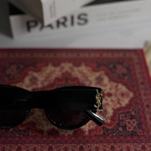 نظارة sان لوران