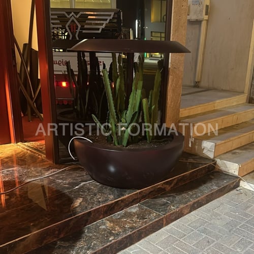 حوض زراعة مع قاعدة علوية