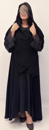 عبايه جنى كلوش كم دانتل بقماش ناعم