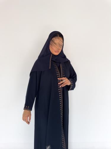 عبايه رنيم بقماش اكراني وتطريز يدوي ملون