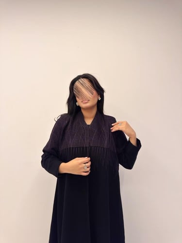 بليزر مهاء بقماش كريب الرياض مع تطريز ملون