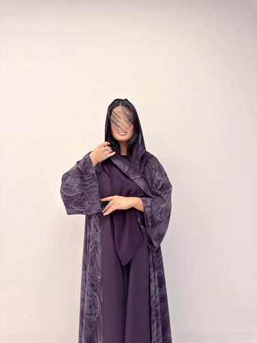 عبايه رندا بقصة كلوش ناعم مموج مع تبطين شيفون