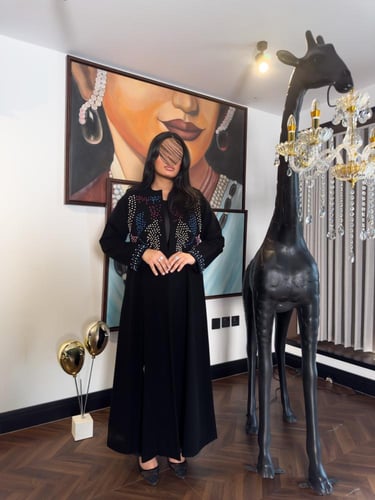 عبايه بليزر بشك دردوزي بقماش سيراميك اندنوسي