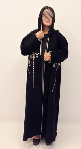 عبايه قمر بقماش سيراميك اندنونسي مع تطريز يدوي