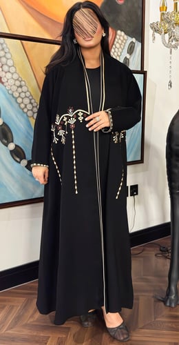 عبايه قمر بقماش سيراميك اندنونسي مع تطريز يدوي