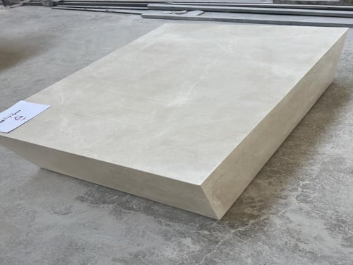 طاولة بوكس من الرخام البيج التركي