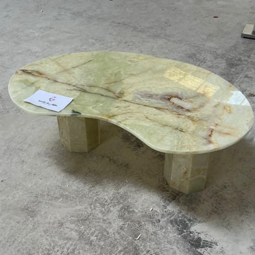 طاولة رخام أخضر فاتح