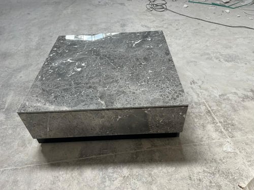 طاولة رخام طبيعي