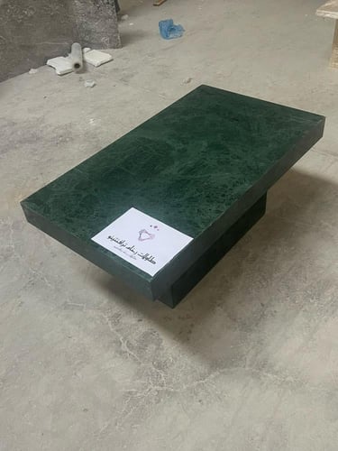 طاولة رخام اخضر مميز