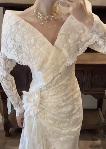 فستان دانتيل XC1