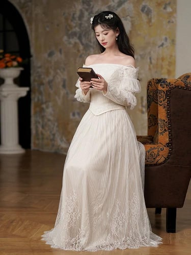 فستان ڤيكتوري