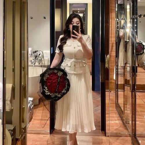 فستان دانتيل